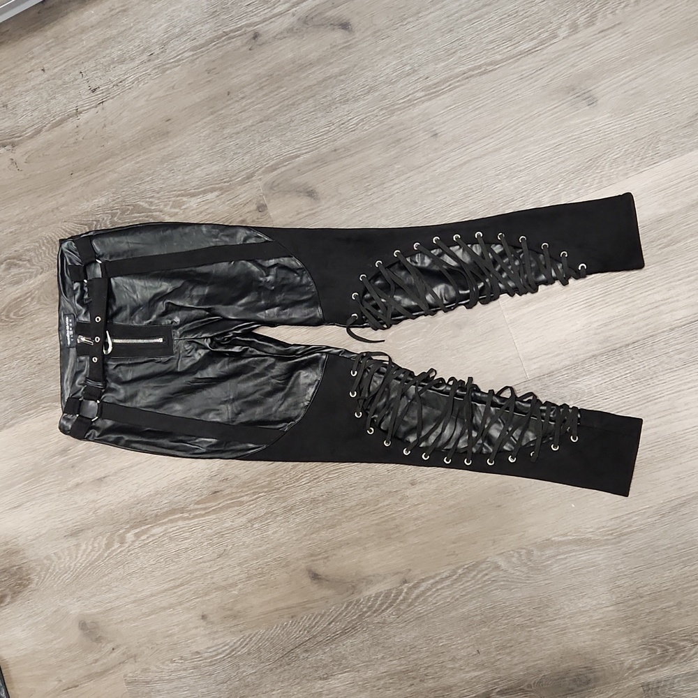 Bondage pants